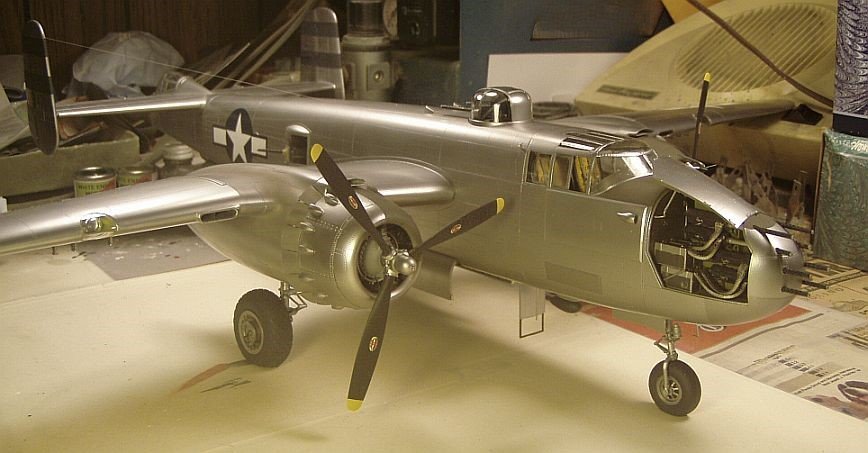HK B-25J 5.jpg