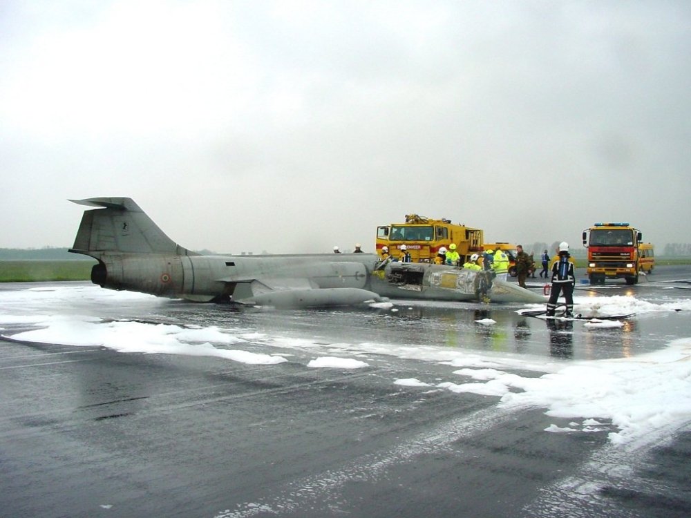 MM6778_9-40.jpg